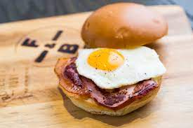 Bacon &amp; Egg Roll